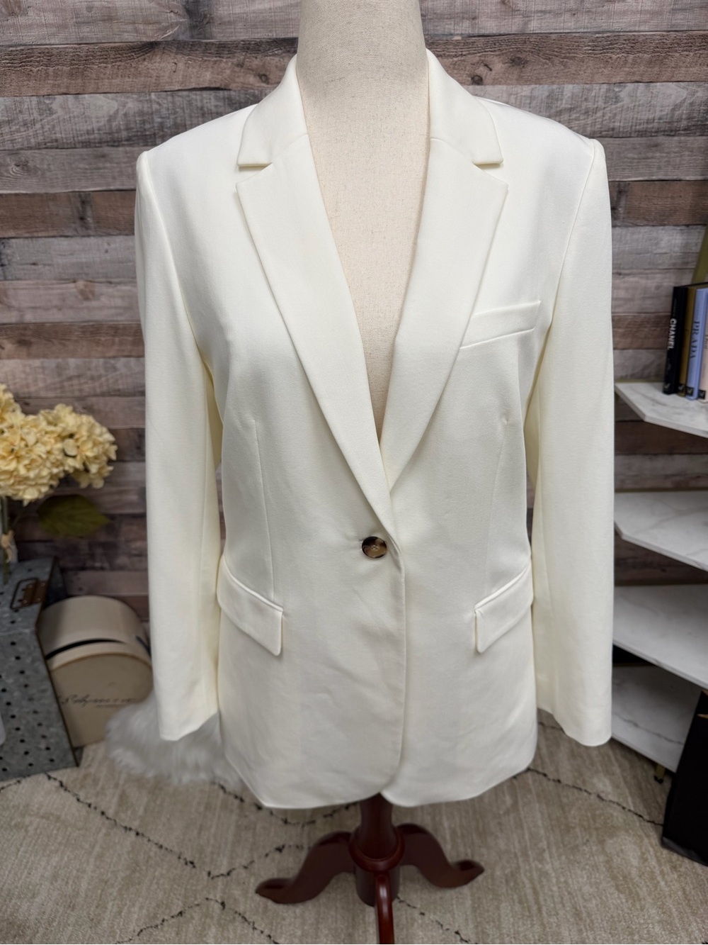 ANTONIO MELANI Cream Single-Button Tailored Blazer